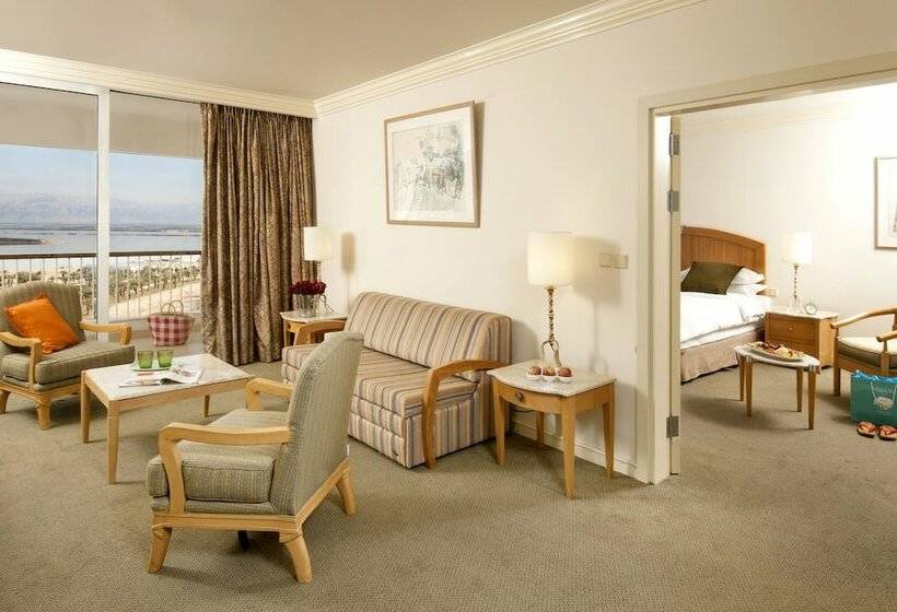 Suite Premium Vista Piscina, David Dead Sea Resort & Spa