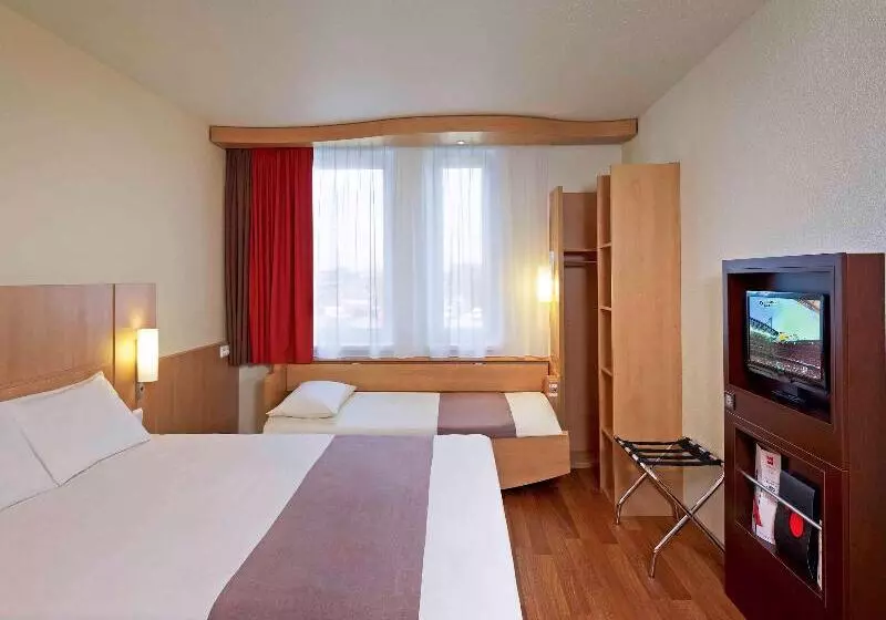 Perhehuone, Ibis Krakow Stare Miasto