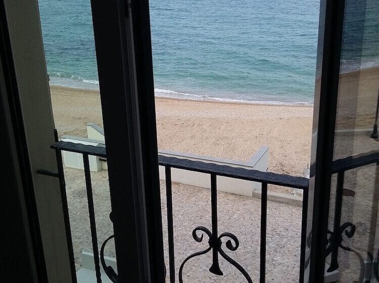 غرفة ديلوكس مطلّة علي البحر, Life Hotel Seaview & Spa