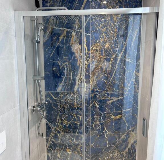 חדר סטנדרט לארבעה, Arya By Mauro