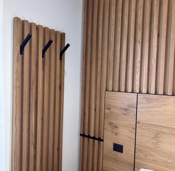 חדר סטנדרט לארבעה, Arya By Mauro