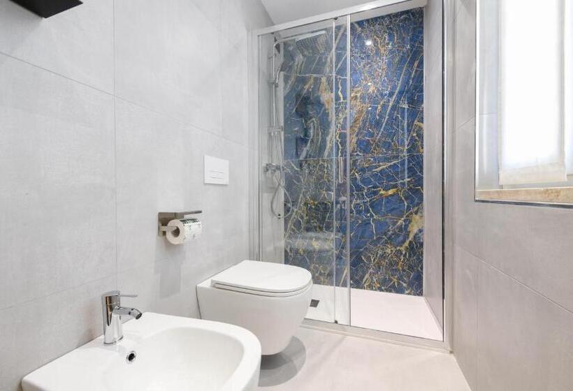 חדר סטנדרט לארבעה, Arya By Mauro