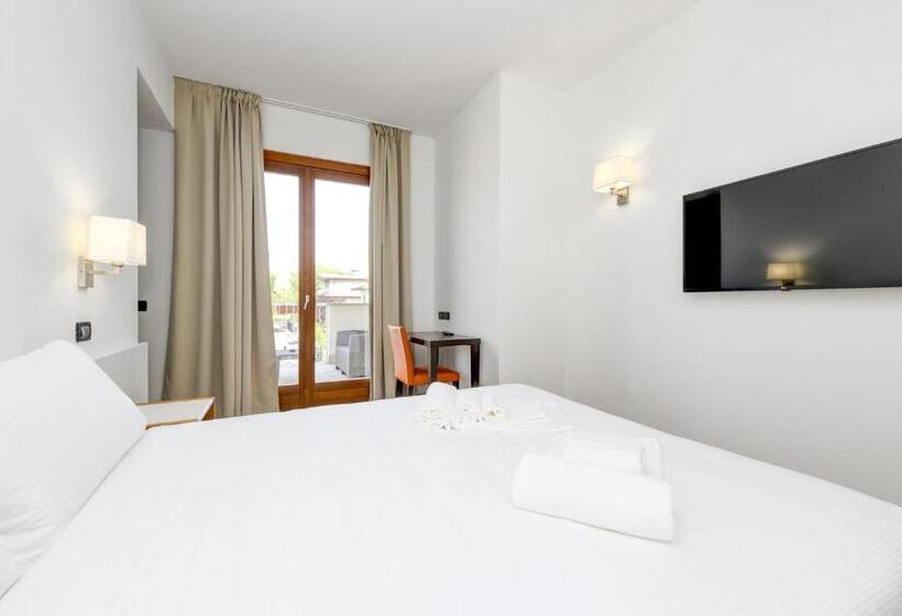 חדר סטנדרט עם מרפסת, Arya By Mauro