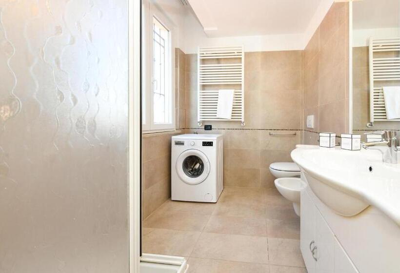 סוויטה, Arya By Mauro