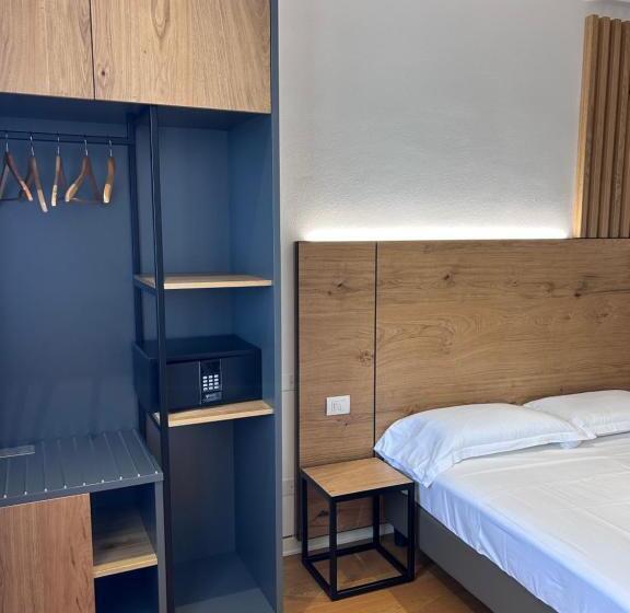 חדר פרמיום לארבעה, Arya By Mauro