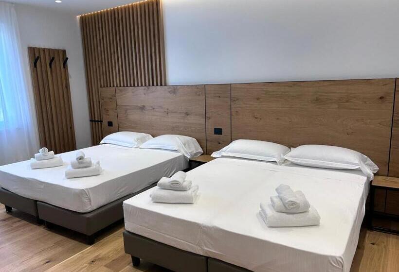 חדר סטנדרט לארבעה, Arya By Mauro