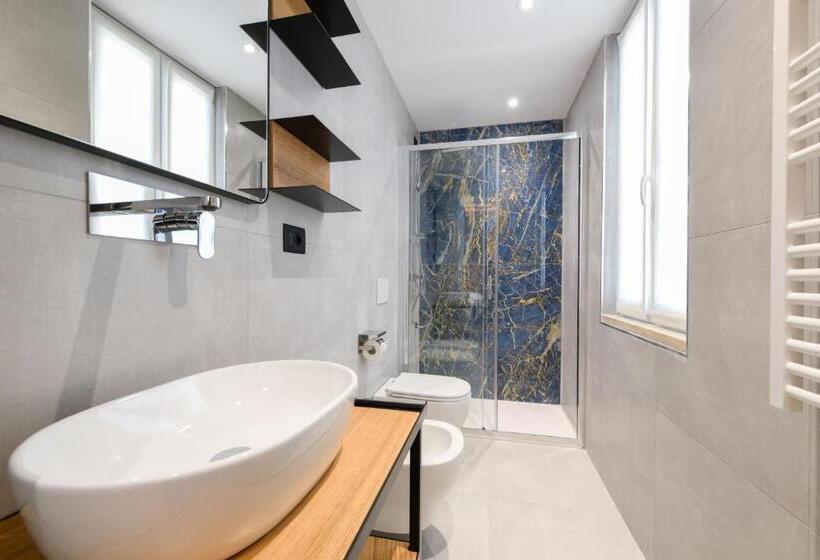 חדר סטנדרט לארבעה, Arya By Mauro