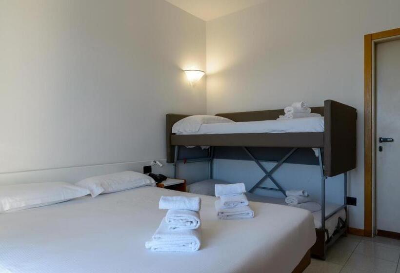 חדר סטנדרט, Arya By Mauro