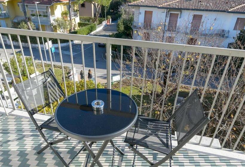 חדר דלוקס עם מרפסת, Arya By Mauro