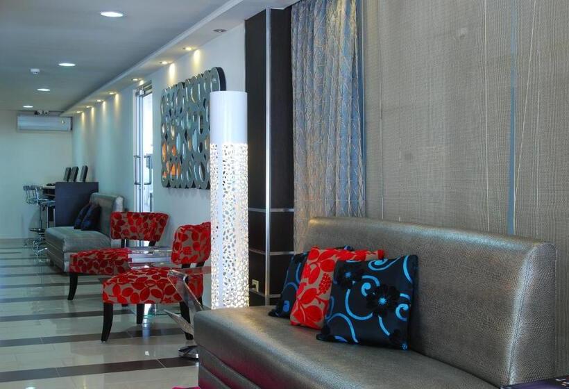 스탠다드 룸 더블 침대 2개, Metro Hotel Panama