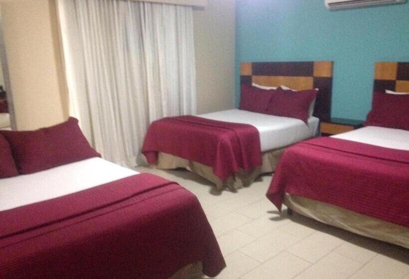 Семейный Номер, Metro Hotel Panama
