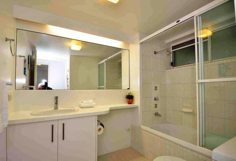 Апартаменты 2 Спальни с Балконом, Noosa Hill Resort