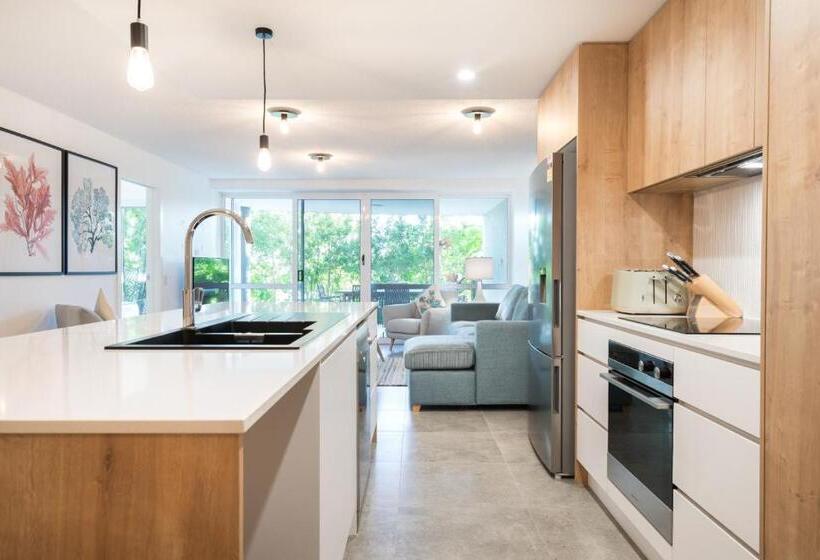 Апартаменты Superior 2 Спальни, Noosa Hill Resort