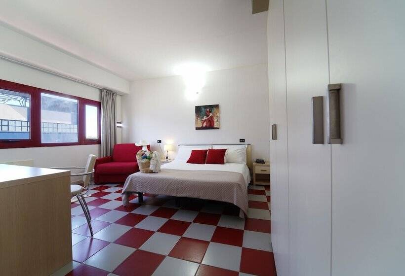 标准三人间, Onda