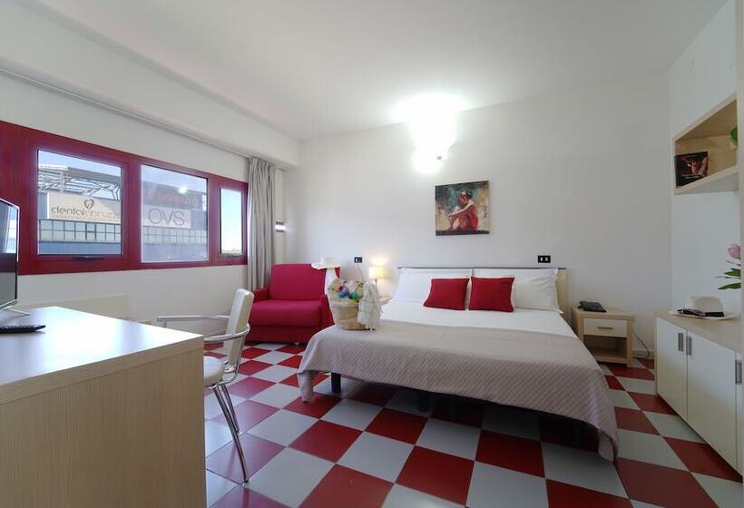 标准三人间, Onda