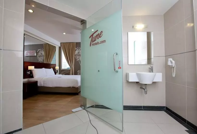 اتاق استاندارد سه نفره, Tune Hotel Georgetown Penang
