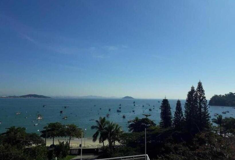 1 Bedroom Deluxe Apartment Sea View, Maricá