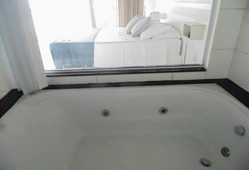 Deluxe Suite Sea View, Maricá