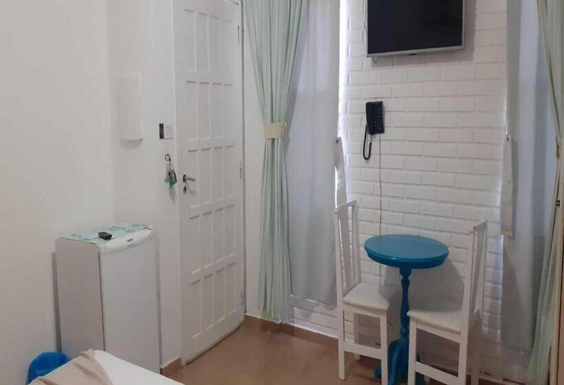 اتاق استاندارد سه نفره, Maricá