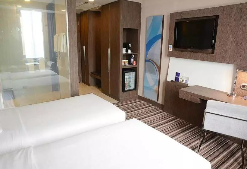 エクゼクティブルーム, Novotel Bangkok Impact