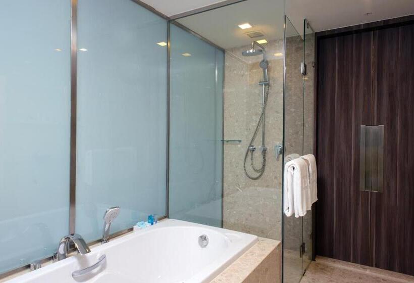 高级套房, Novotel Bangkok Impact