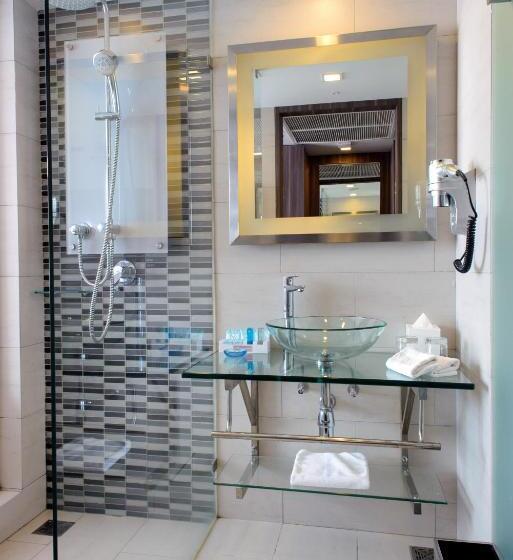 带大床的行政房间, Novotel Bangkok Impact