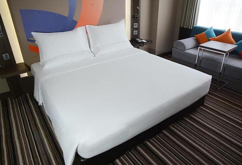 Номер Executive Кровать Кинг, Novotel Bangkok Impact