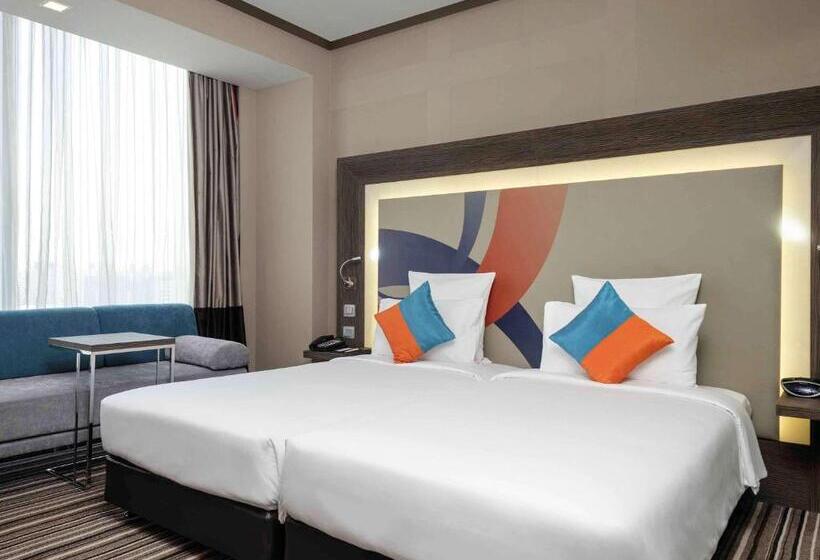 Номер Executive, Novotel Bangkok Impact