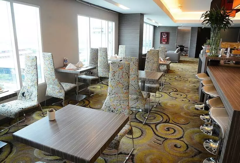 エクゼクティブルーム, Novotel Bangkok Impact