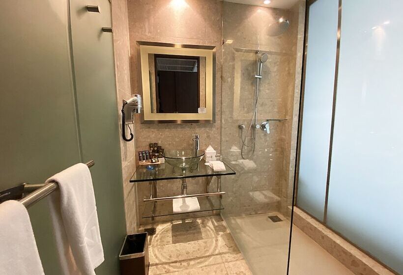 Номер Стандарт, Novotel Bangkok Impact
