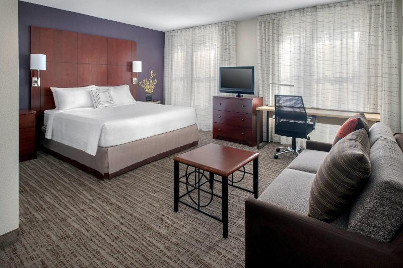 带大床的标准工作室, Residence Inn Alexandria Old Town South At Carlyle