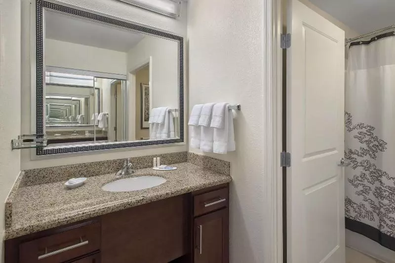 キングサイドベッドのスタンダードワンルーム, Residence Inn Alexandria Old Town South At Carlyle