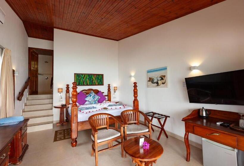 اتاق استاندارد با چشم‌انداز دریا, Chalets Cote Mer