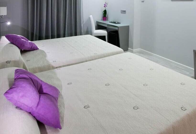 标准间, Alix Boutique