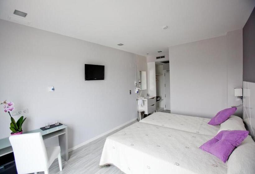 标准间, Alix Boutique