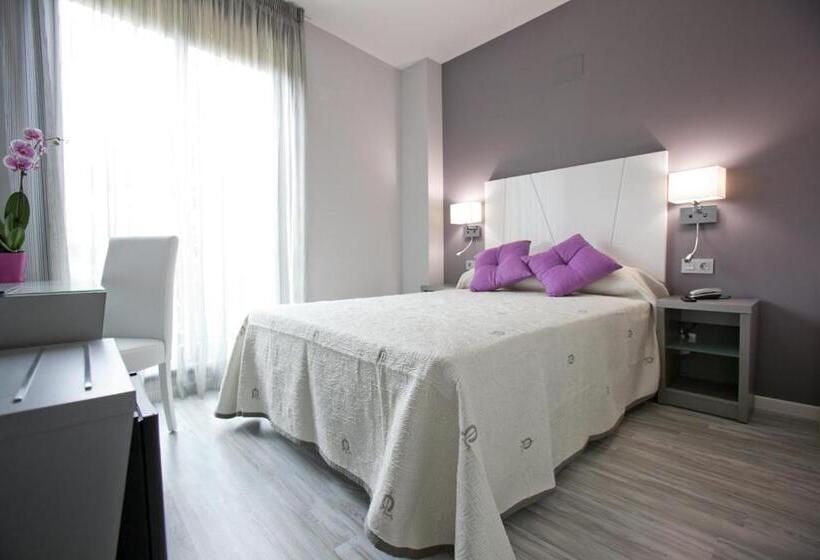 标准间, Alix Boutique