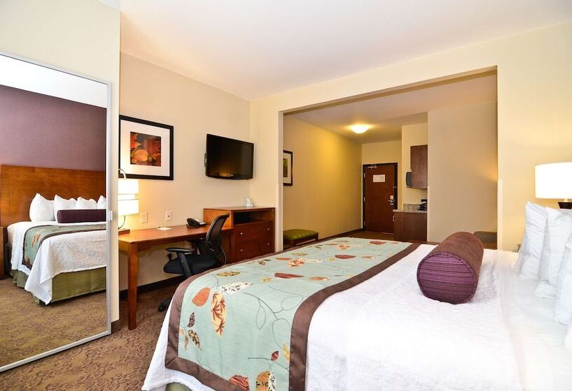 스위트, Best Western Plus Carousel Inn & Suites Burlington