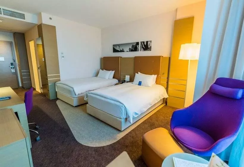 スタンダードルーム, Doubletree By Hilton Hotel Oradea