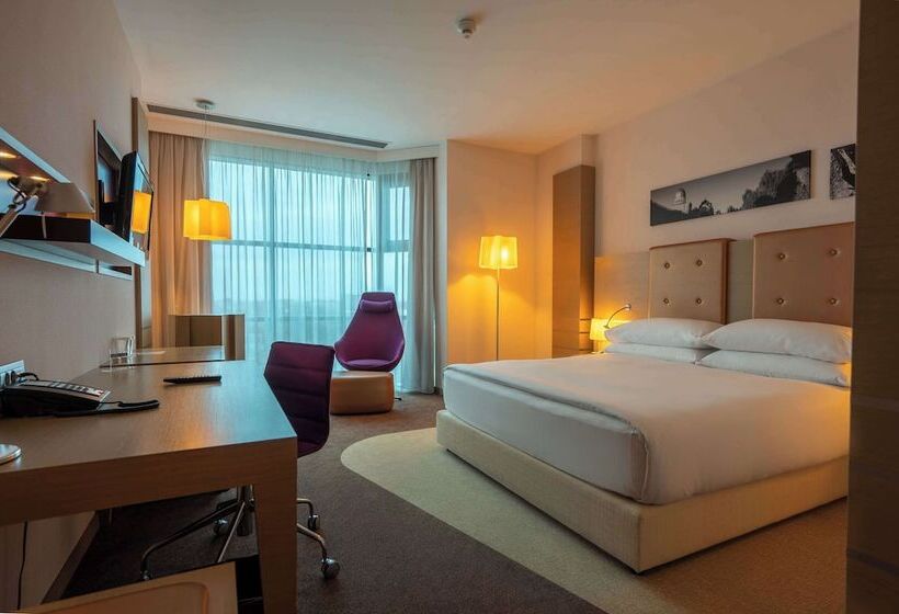 חדר משפחתי, Doubletree By Hilton Hotel Oradea