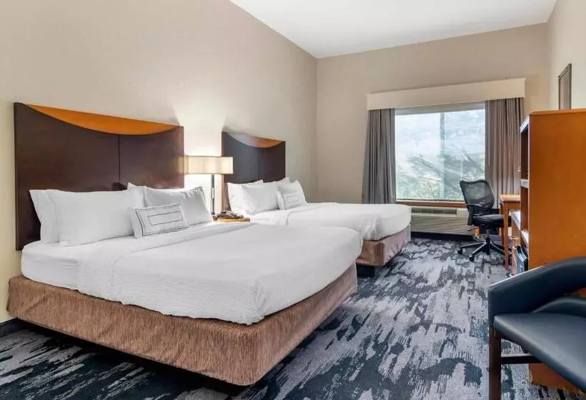 身障者適用スタンダードルーム, Fairfield Inn & Suites By Marriott Commerce
