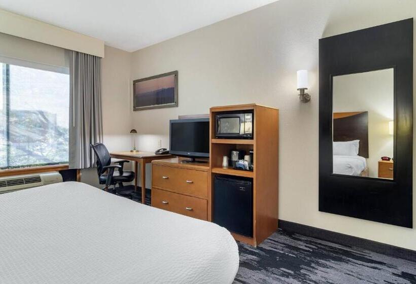 غرفة قياسية سرير كينج, Fairfield Inn & Suites By Marriott Commerce