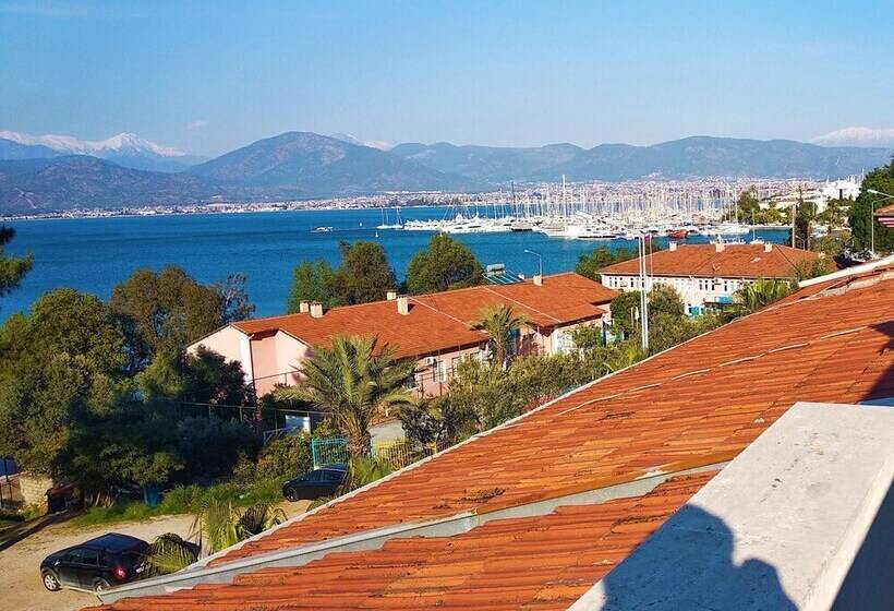 Suíte Júnior Vista Mar, Levent