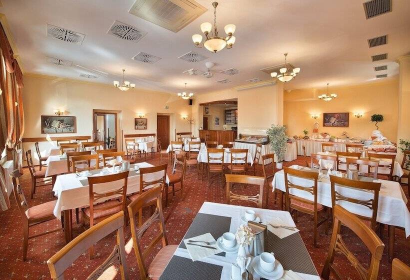 Номер Стандарт Трехместный, Podhrad