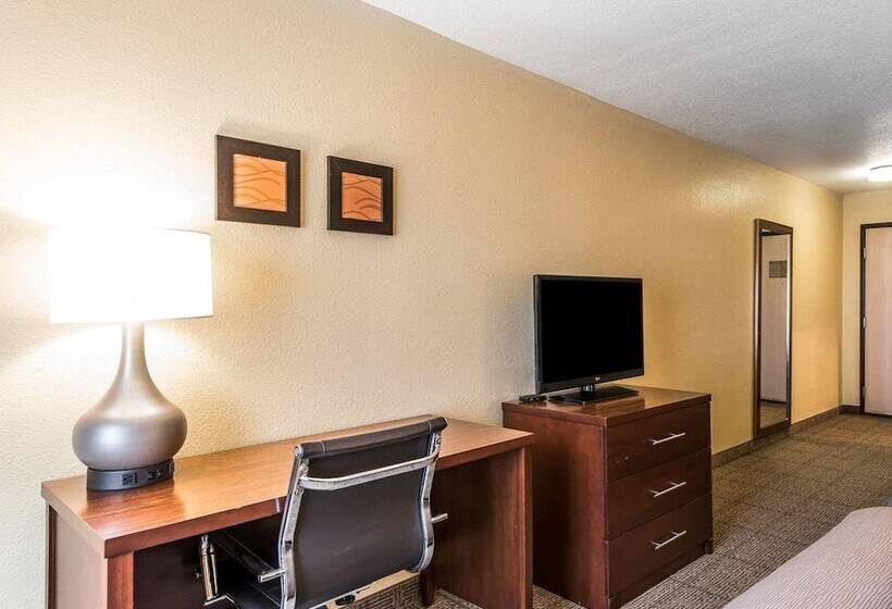 חדר סטנדרט שתי מיטות זוגיות, Quality Inn & Suites Bethany