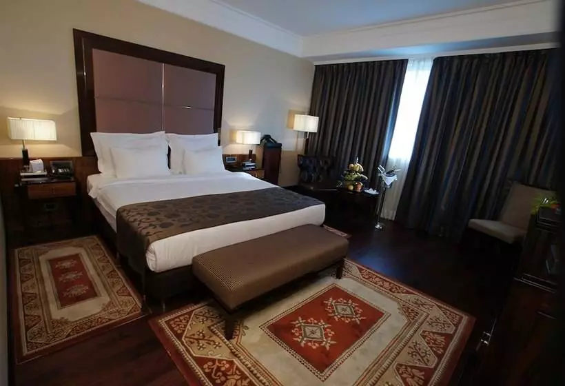 اتاق لوکس, Ramada Plaza By Wyndham Gevgelija