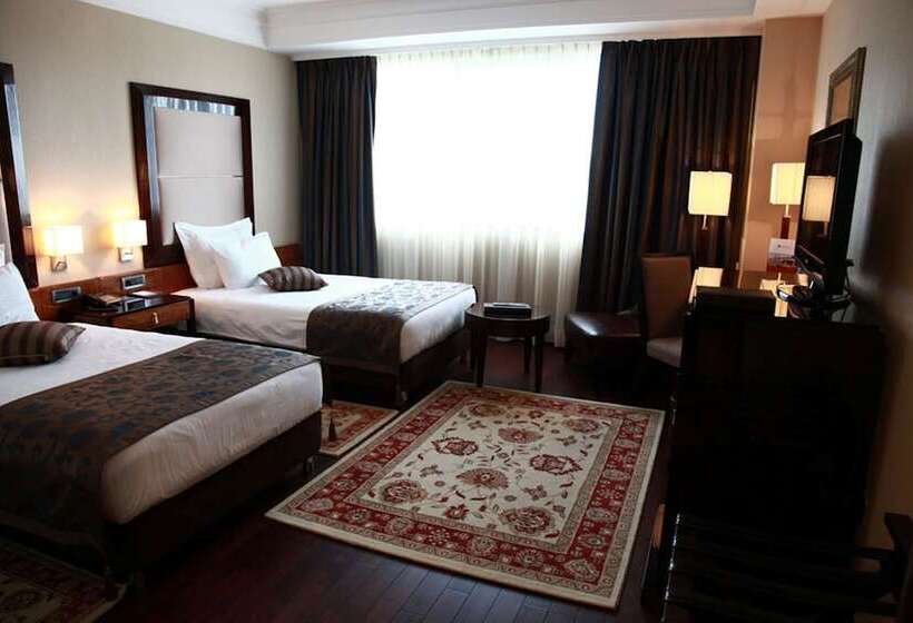 اتاق لوکس, Ramada Plaza By Wyndham Gevgelija