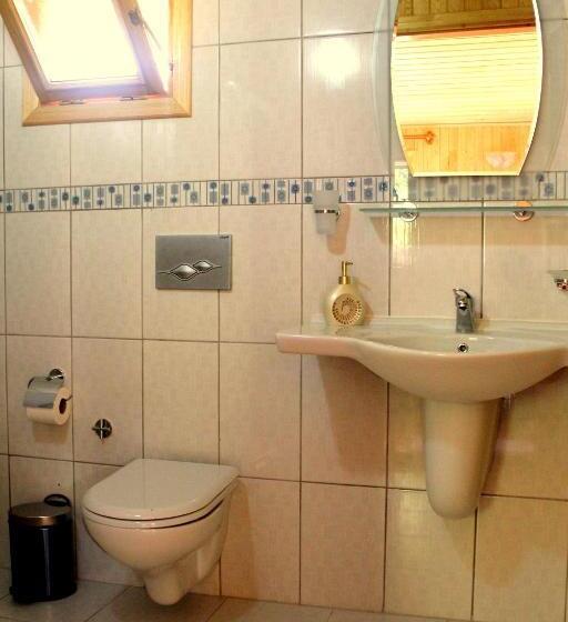 بانگلوی استاندارد, Sera Pansiyon