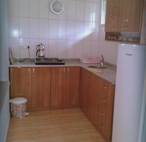 آپارتمان 2 خوابه, Sera Pansiyon