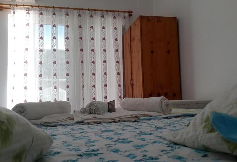 اتاق استاندارد, Rose Hotel B&b