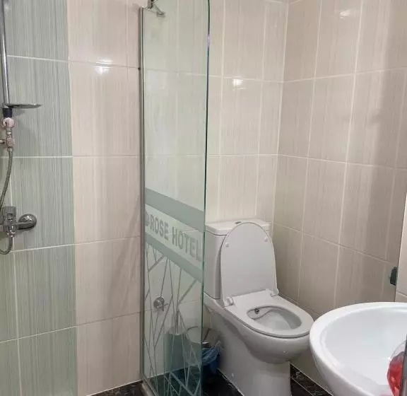 اتاق استاندارد سه نفره, Rose Hotel B&b